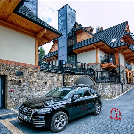 Gorski Przystanek Satola 1 *